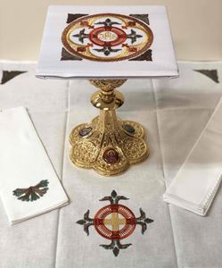 11-105 Altar Linen Set