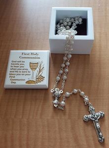 White 1st Communion Keepsake Box with Pearl Rosary
